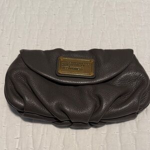 Marc by Marc Jacob’s clutch 5 “x9” dark taupe